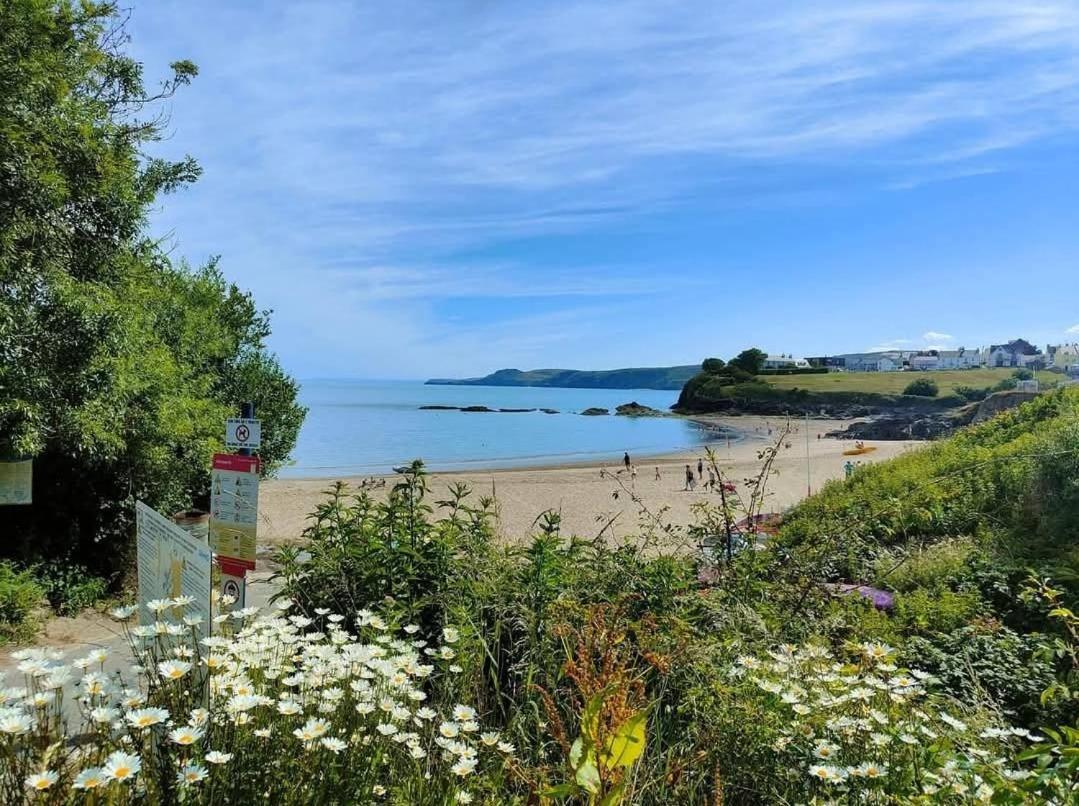 Edge House Aberporth Exterior foto